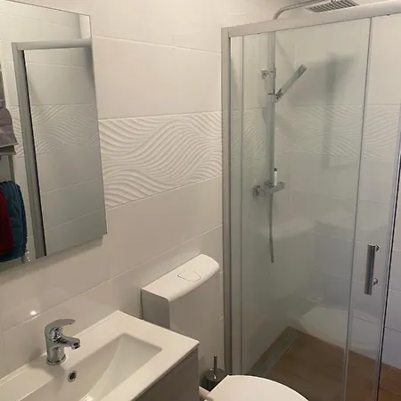 Капсульный отель Beugro Lak