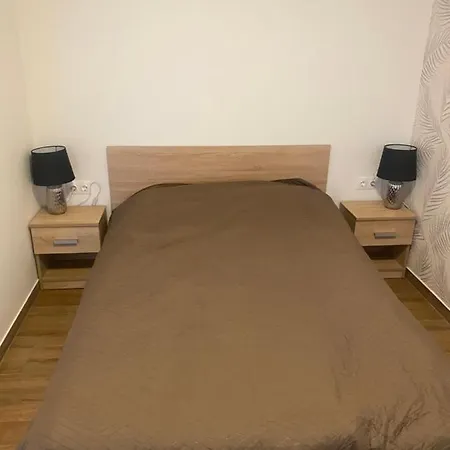 Beugro Lak Esztergom