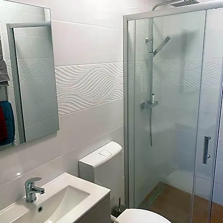 Beugro Lak Капсульный отель Эстергом